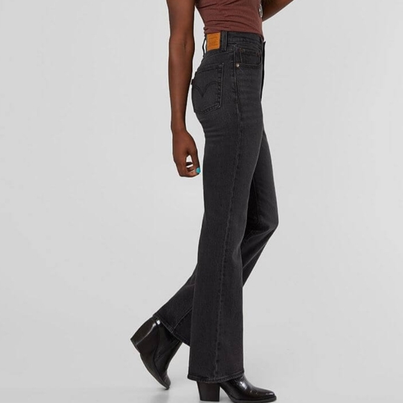 Levi's RIBCAGE Flare High Rise Jeans - Picture 3 of 5